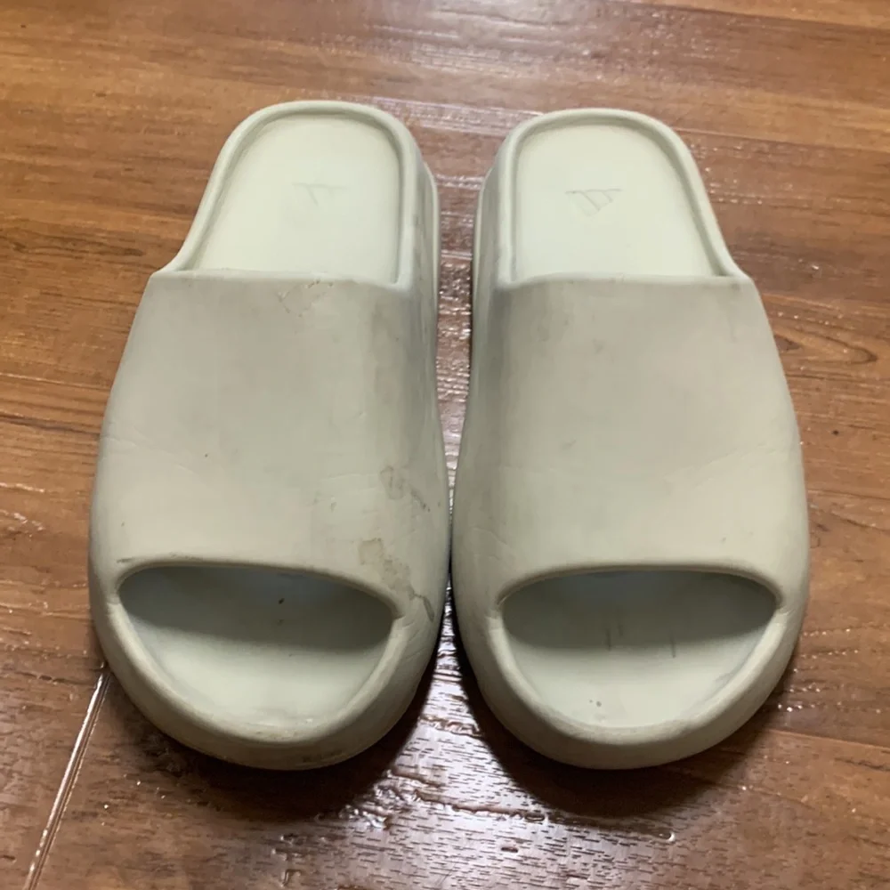 Yeezy good preowned